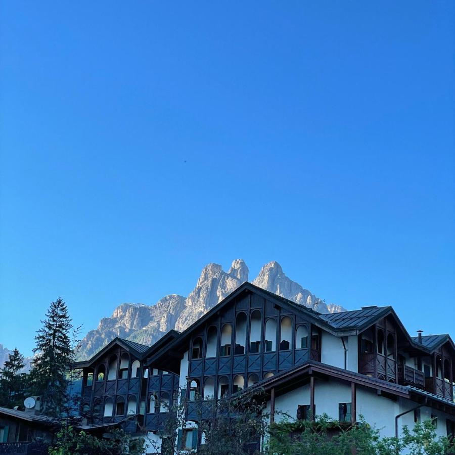 Hotel Isolabella Wellness Fiera Di Primiero Exterior photo