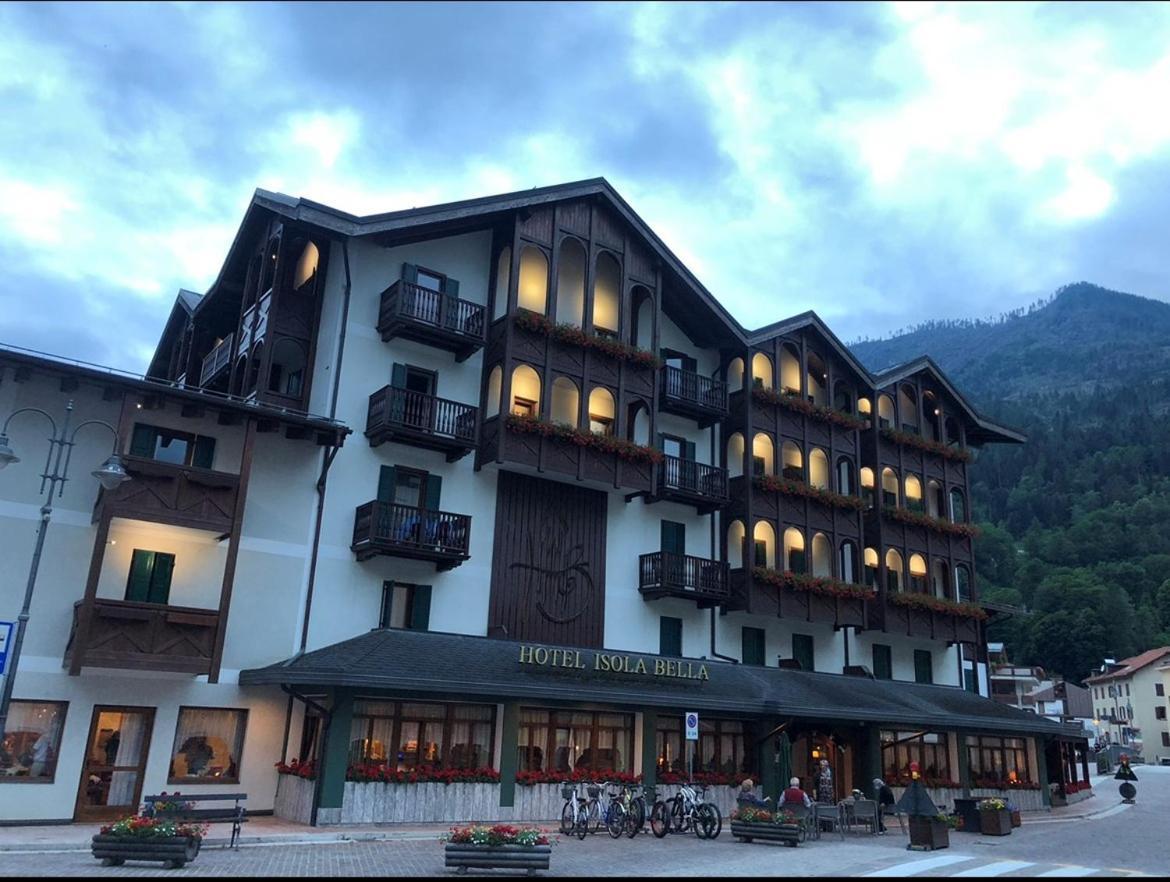 Hotel Isolabella Wellness Fiera Di Primiero Exterior photo