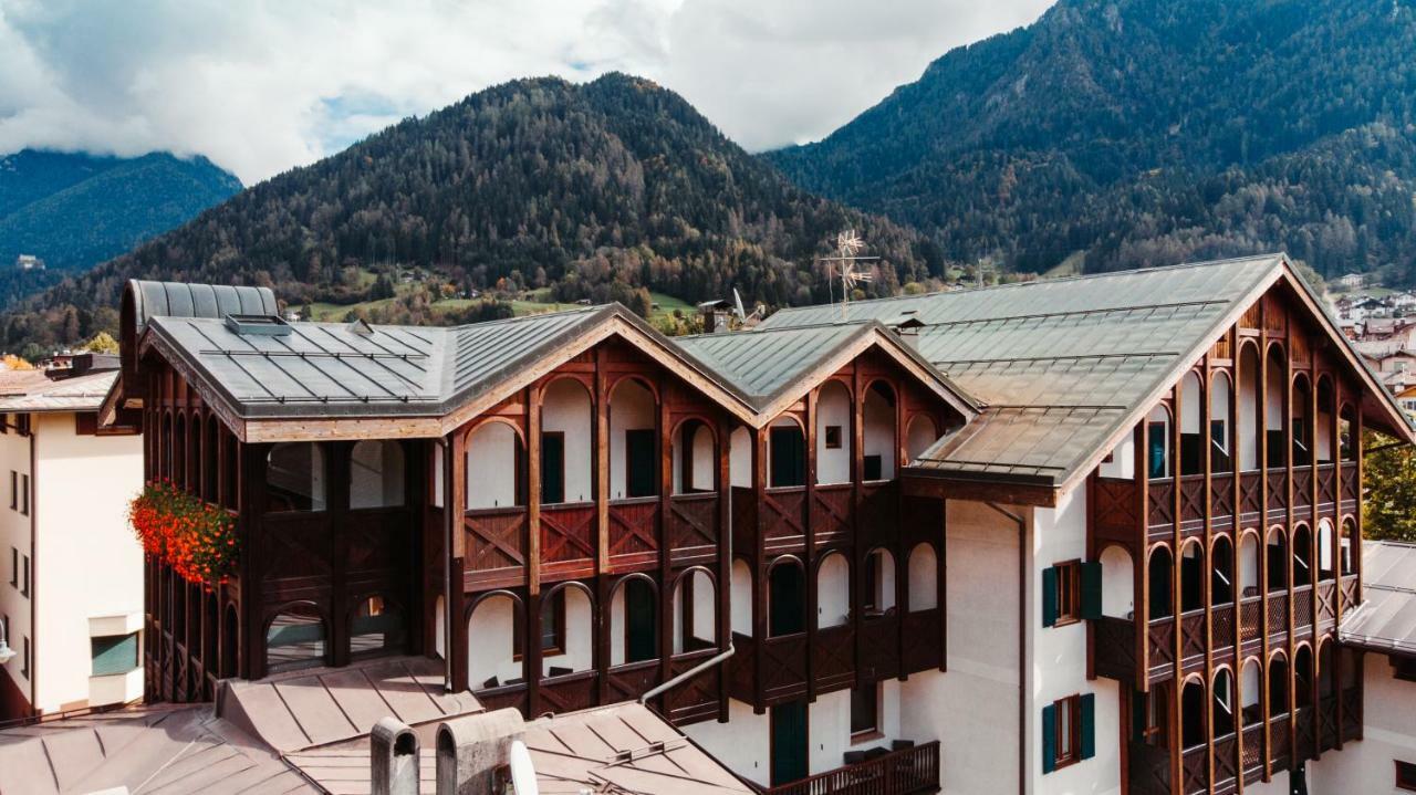 Hotel Isolabella Wellness Fiera Di Primiero Exterior photo